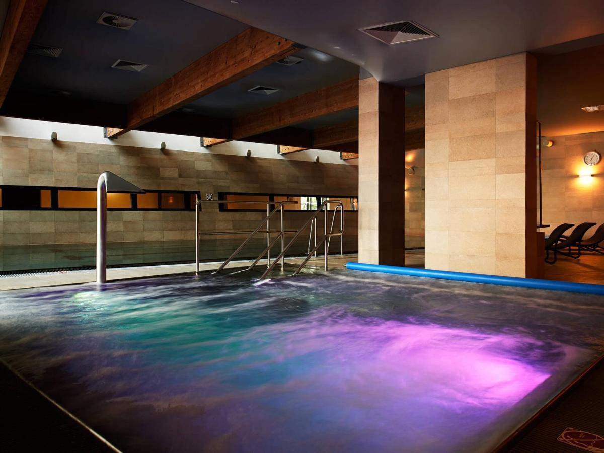 Vacationclub - Marine Hotel Apartament 214 코워브제크 외부 사진